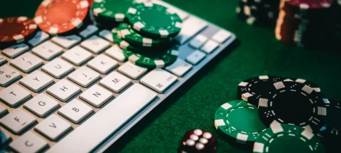 Avantages du poker en ligne : pourquoi choisir les casinos virtuels